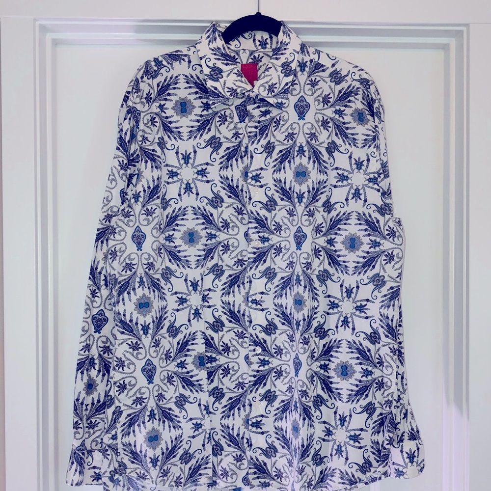 Saks Fifth Ave XL long sleeve shirt.